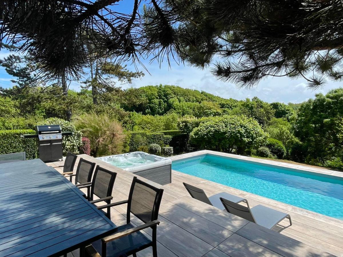 Superbe Maison Avec Piscine Et Jacuzzi Dans Les Dunes 昂布勒特斯 外观 照片